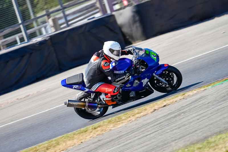 donington no limits trackday;donington park photographs;donington trackday photographs;no limits trackdays;peter wileman photography;trackday digital images;trackday photos